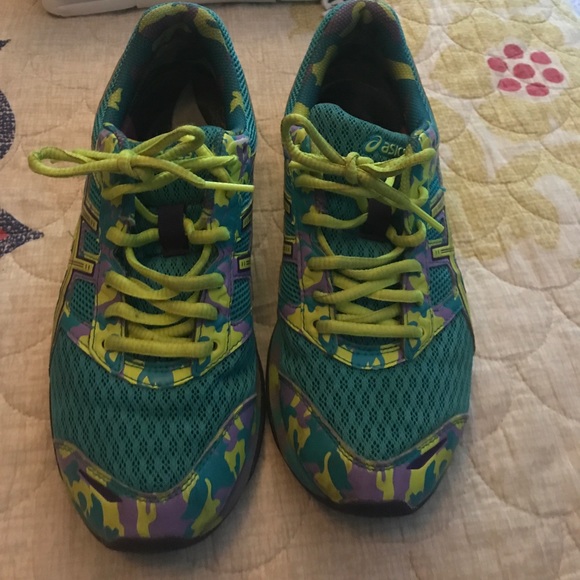 Asics Sneakers - Picture 2 of 3